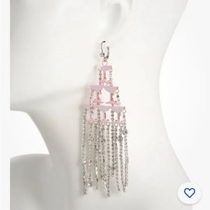 NWT BETSEY JOHNSON Silver Tone Champagne Chandelier Tower Earrings Pink